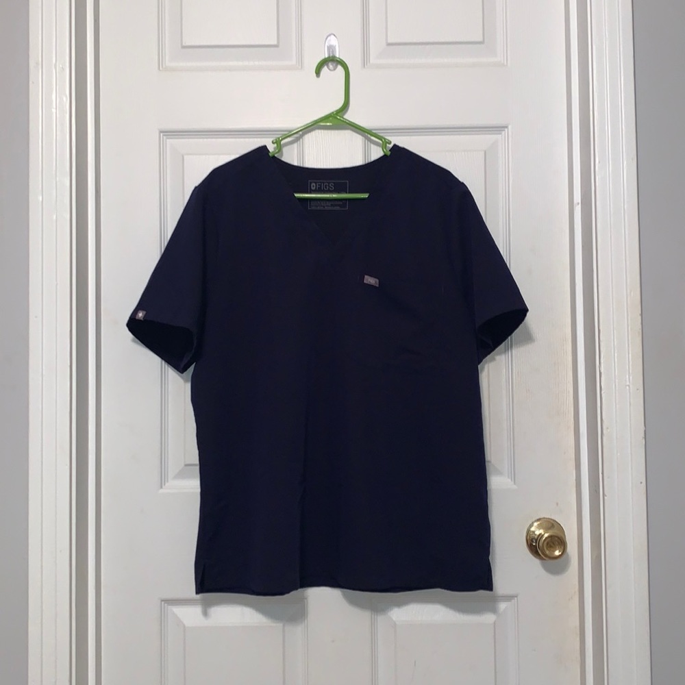 FIGS navy Catarina scrub top size 2x